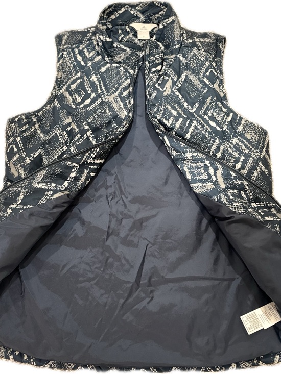 Ascend Jackets & Blazers - Ascend Thermal Light Women’s Printed Puffer Vest – Size Medium